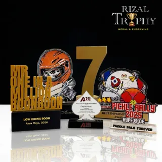 Trophy Custom
