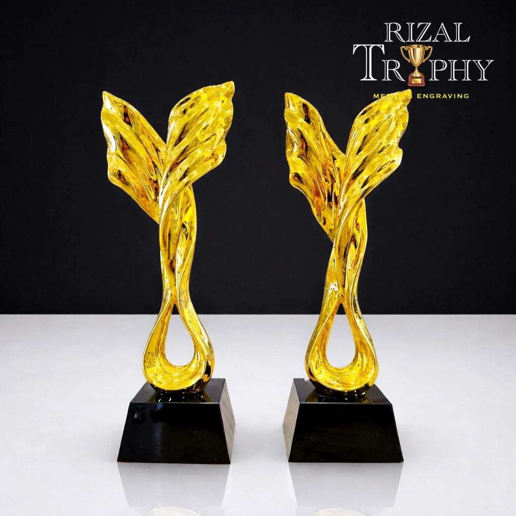 RTC145 Crystal Trophy