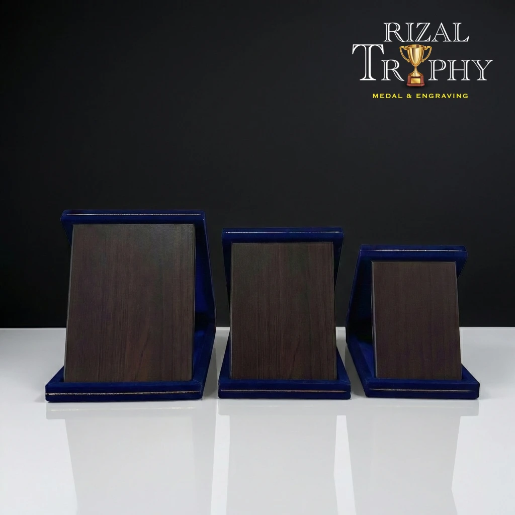 RTB212 Blue Velvet Box