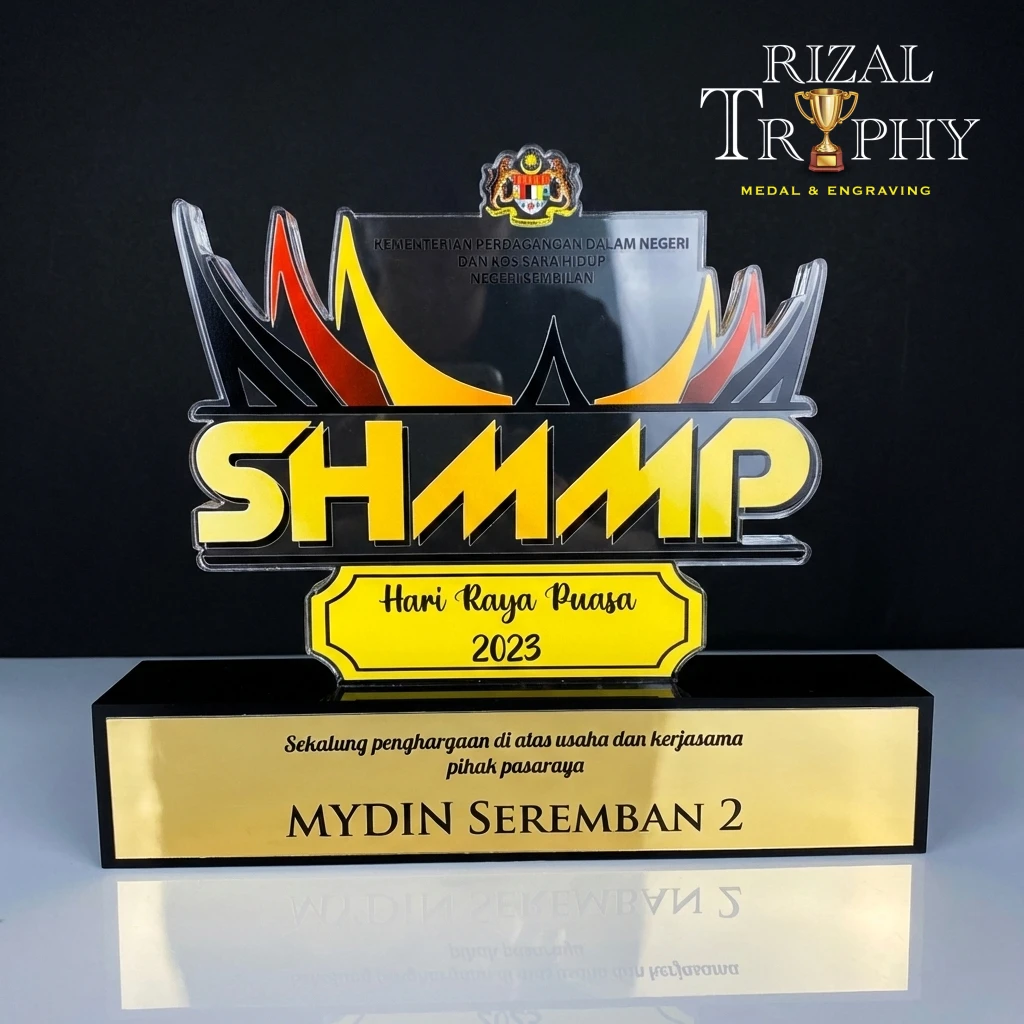 Trophy Custom