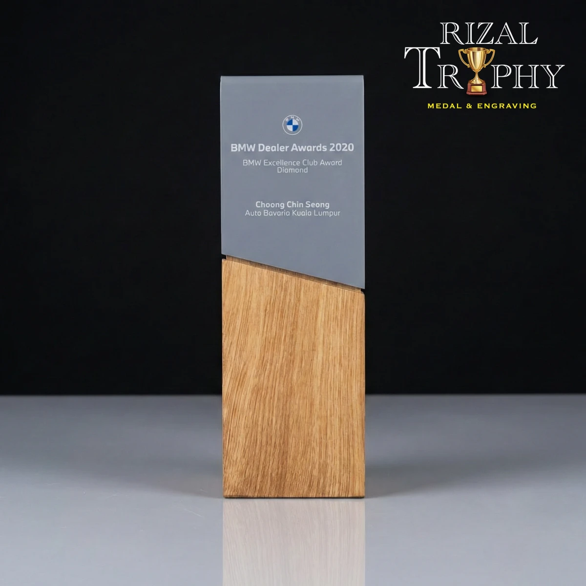 Trophy Custom