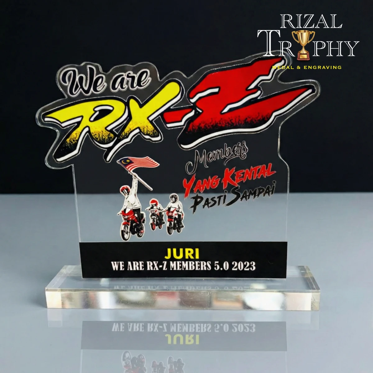 Trophy Custom
