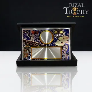 Trophy Giftbox - Rizal Trophy